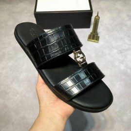 Picture of LV Slippers _SKU544983107482028